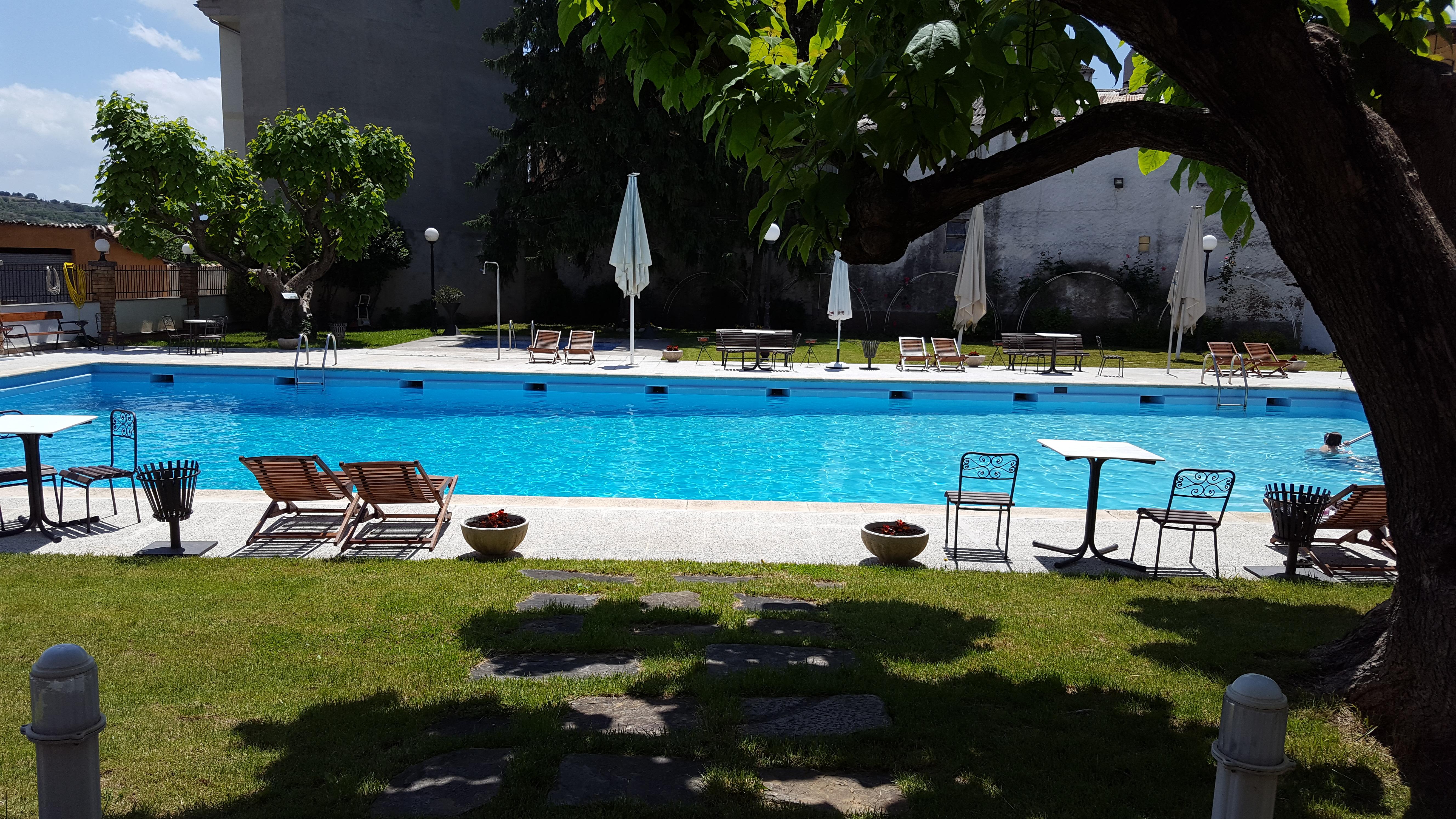 Hotel Segle XX Tremp Buitenkant foto