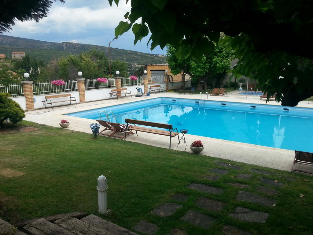 Hotel Segle XX Tremp Buitenkant foto