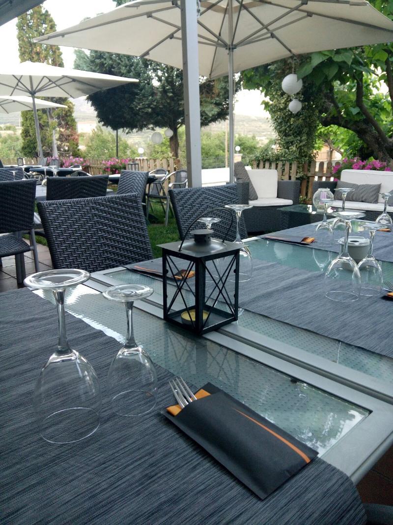 Hotel Segle XX Tremp Buitenkant foto